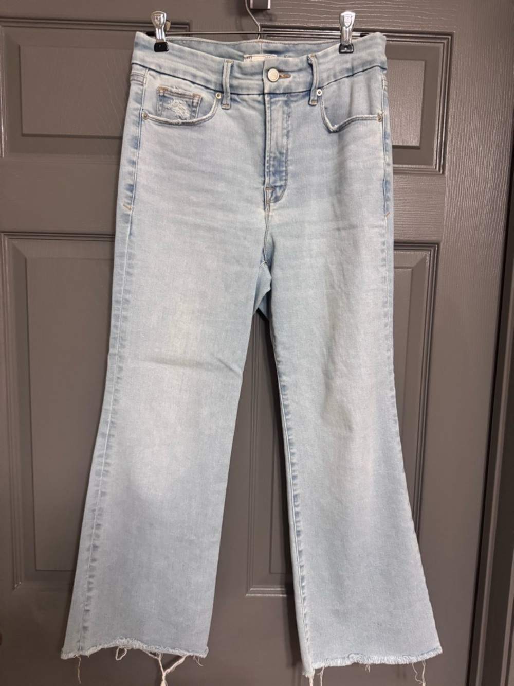 Good Legs Crop Mini Boot Jeans